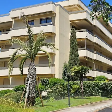 Lägenhet Le Chateau De La Pinede - Debut Cap D'antibes - Garden Flat, Swimming Pool, Tennis
