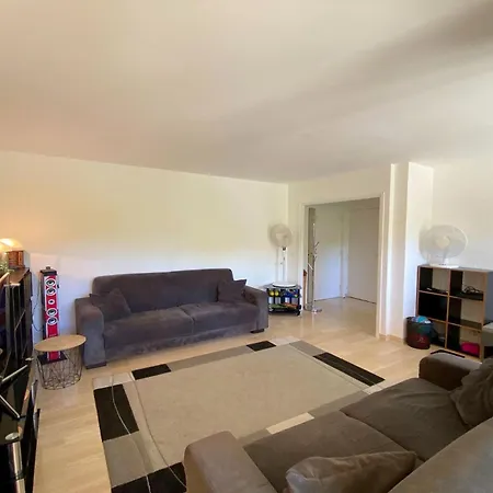 Le Chateau De La Pinede - Debut Cap D'antibes - Garden Flat, Swimming Pool, Tennis Жюан-ле-Пен