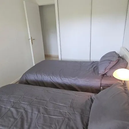 Le Chateau De La Pinede - Debut Cap D'antibes - Garden Flat, Swimming Pool, Tennis Apartman *